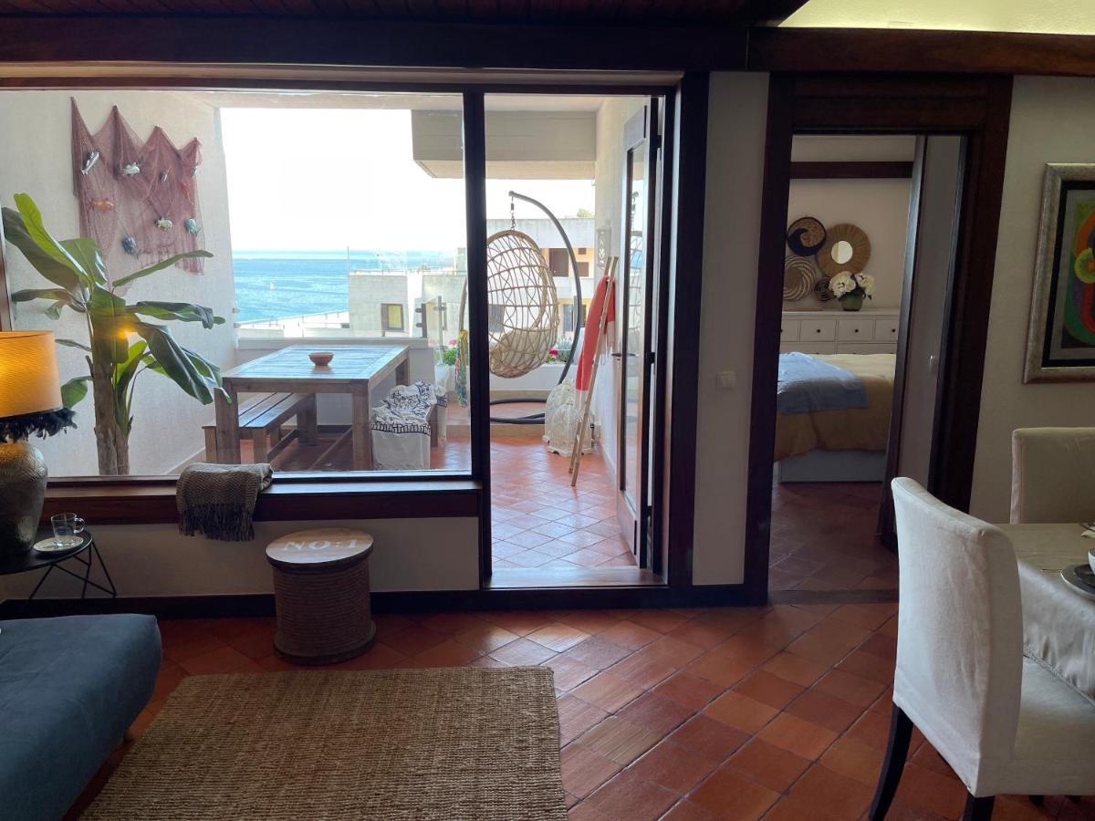 Apartment Lovely 2 Bedroom With A Pool In Front Of The